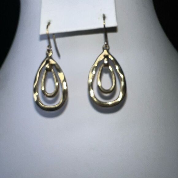 Boho Gold Tone Hammered Oval Dangle Earrings - Picture 2 of 6